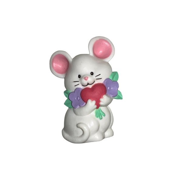 Current PIN FIGURINE Valentines Vintage MOUSE White HEART Flowers Holiday - Picture 1 of 5